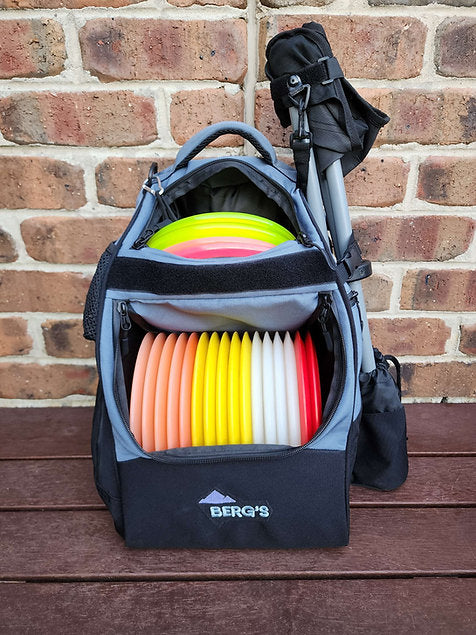 Berg's Manta - The Recycled Disc Golf Backpack